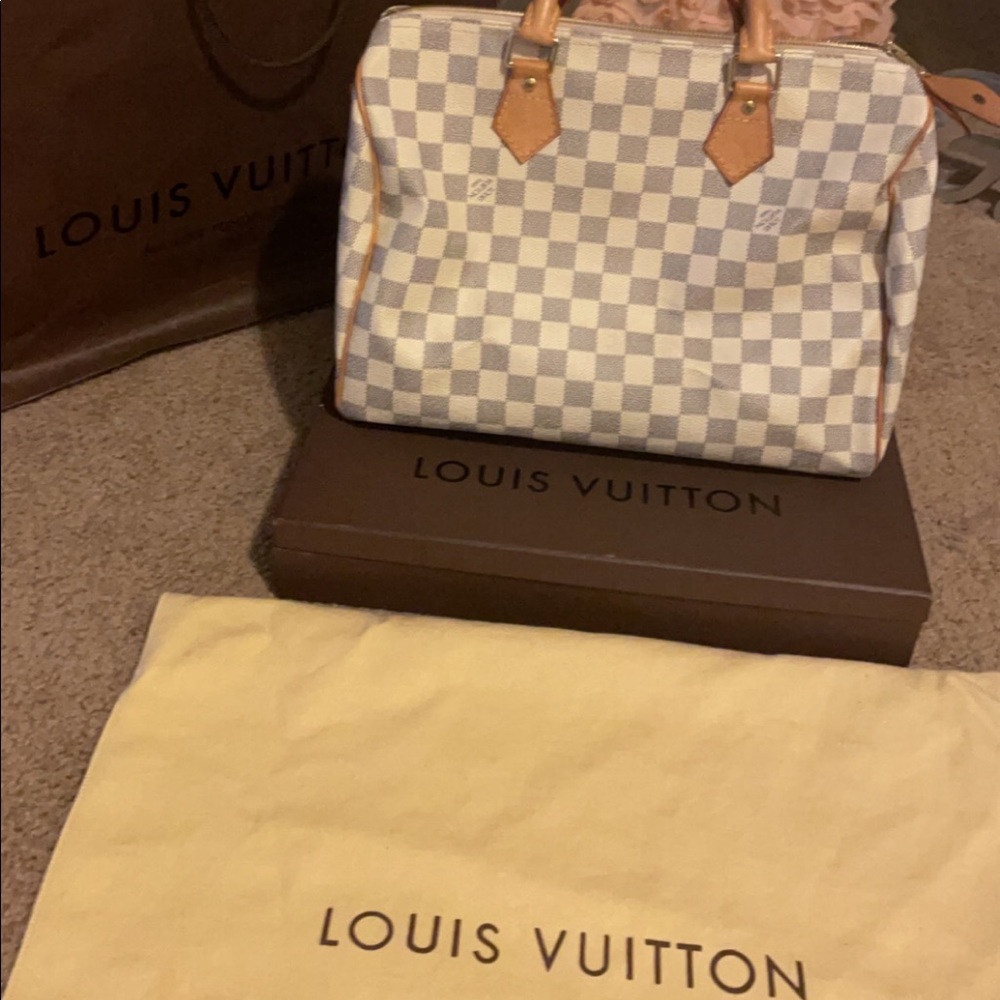 Gently used Authentic Speedy 30 Damier